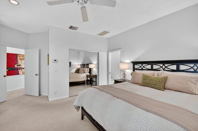 6657 NW 25th Way, Boca Raton, FL 33496