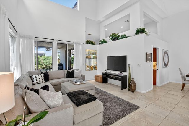 6657 NW 25th Way, Boca Raton, FL 33496