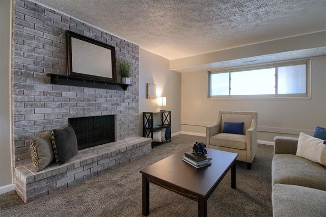 42608 Hanford Road, Canton, MI 48187