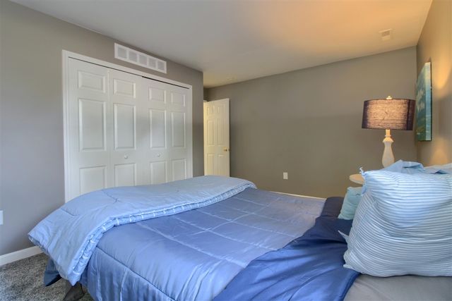 42608 Hanford Road, Canton, MI 48187