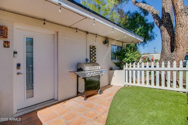 3511 E Montecito Avenue Apt 3, Phoenix, AZ 85018