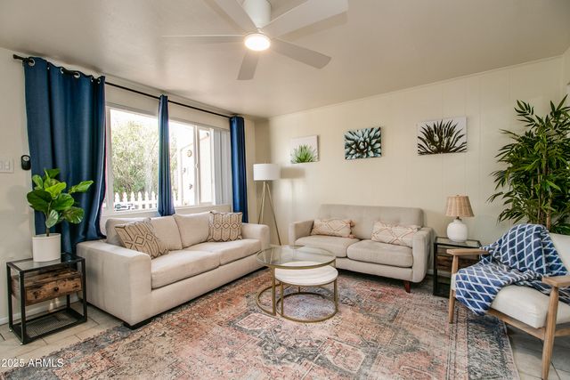 3511 E Montecito Avenue Apt 3, Phoenix, AZ 85018