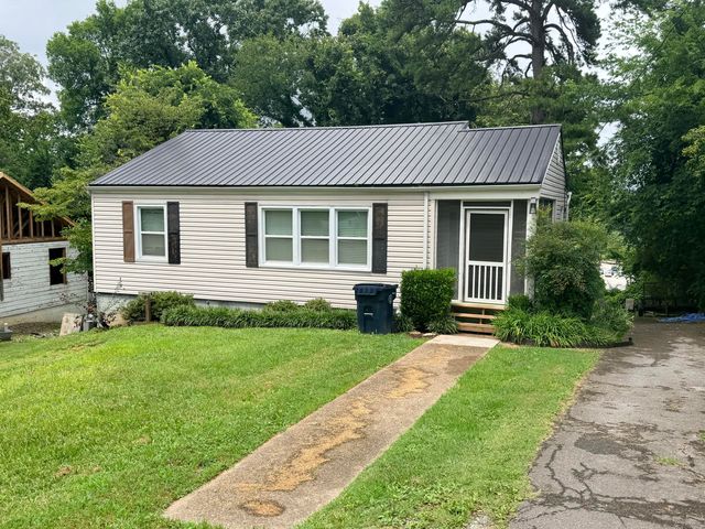 3703 Sullivan Avenue, Chattanooga, TN 37412