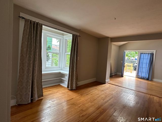 31 Burr Avenue, Middletown, CT 06457