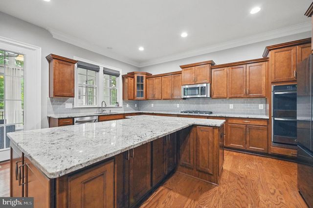 41921 PADDOCK GATE PL, Ashburn, VA 20148