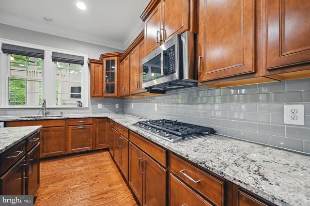 41921 PADDOCK GATE PL, Ashburn, VA 20148