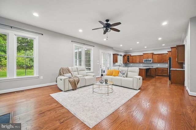 41921 PADDOCK GATE PL, Ashburn, VA 20148