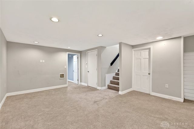1321 Amherst Place, Dayton, OH 45406
