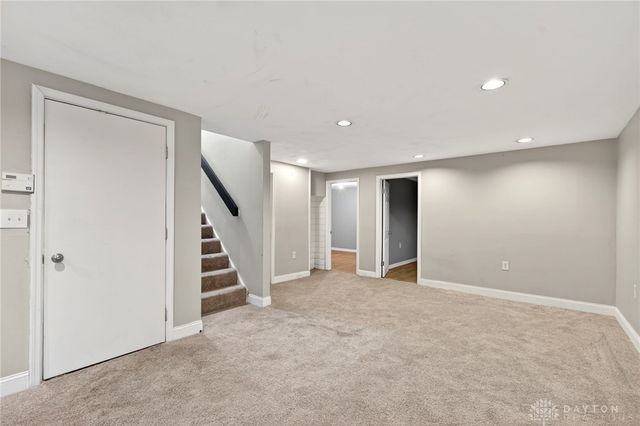 1321 Amherst Place, Dayton, OH 45406