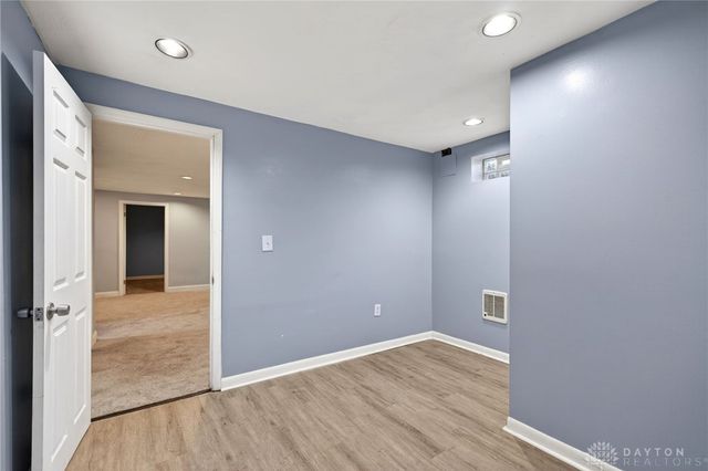 1321 Amherst Place, Dayton, OH 45406