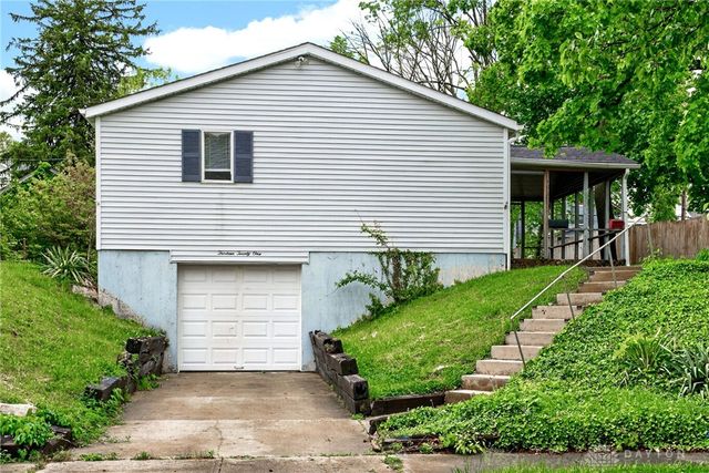 1321 Amherst Place, Dayton, OH 45406