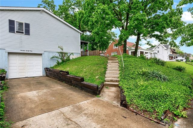 1321 Amherst Place, Dayton, OH 45406