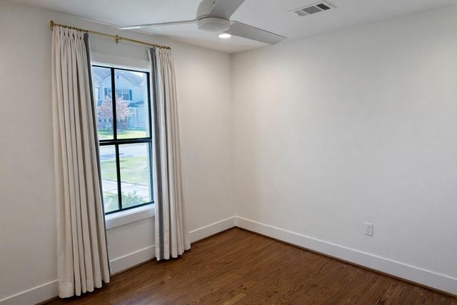 1402 Richelieu Lane, Houston, TX 77018