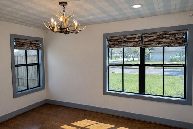 1402 Richelieu Lane, Houston, TX 77018