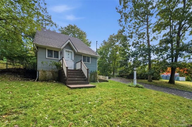 50 Dryad Road, Rocky Point, NY 11778