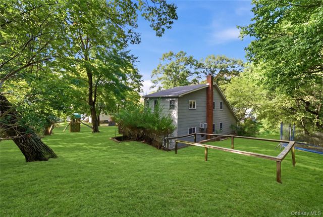 50 Dryad Road, Rocky Point, NY 11778