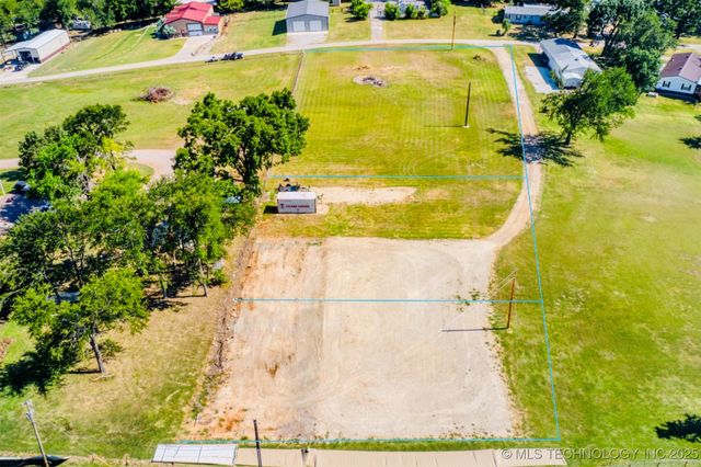 14188 Weaver, Kingston, OK 73439