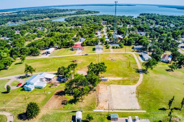 14188 Weaver, Kingston, OK 73439