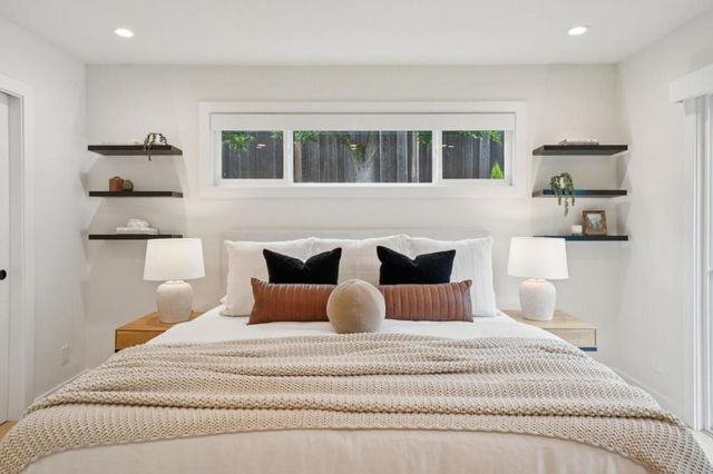 2117 Los Altos Drive, San Mateo, CA 94402