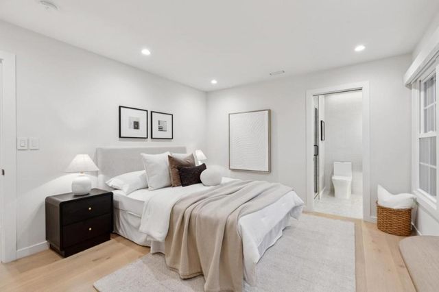 2117 Los Altos Drive, San Mateo, CA 94402