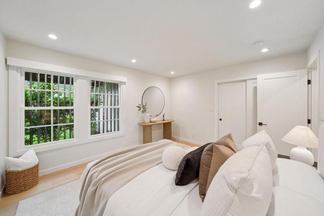 2117 Los Altos Drive, San Mateo, CA 94402