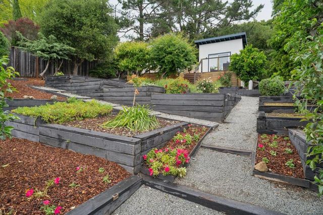 2117 Los Altos Drive, San Mateo, CA 94402