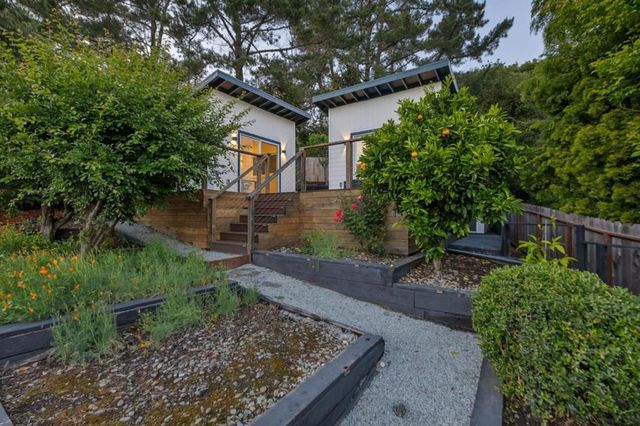 2117 Los Altos Drive, San Mateo, CA 94402