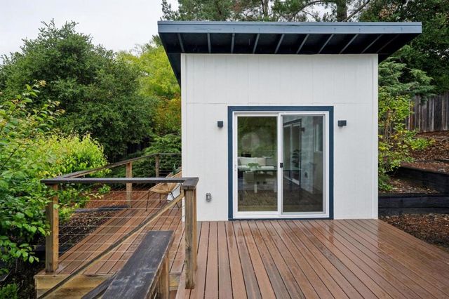 2117 Los Altos Drive, San Mateo, CA 94402