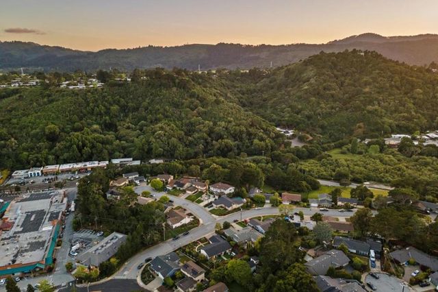 2117 Los Altos Drive, San Mateo, CA 94402