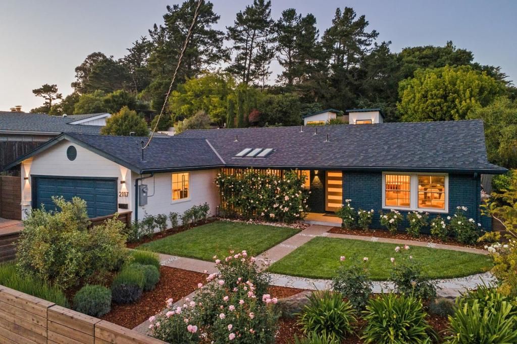 2117 Los Altos Drive, San Mateo, CA 94402