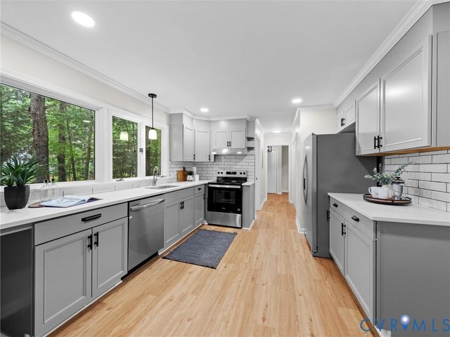 13608 Northwich Ter, Midlothian, VA 23112