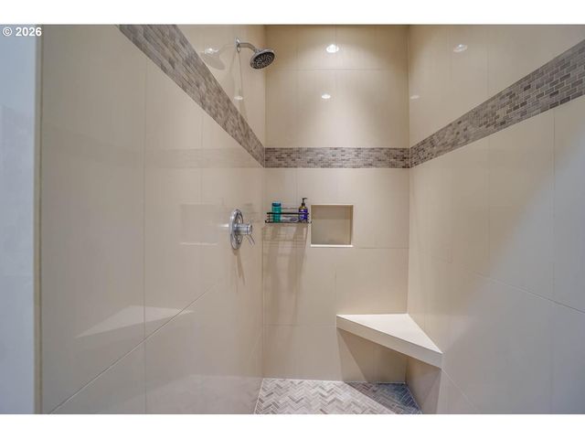 10610 Nw 32ND Pl, Vancouver, WA 98685