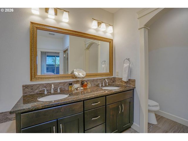 10610 Nw 32ND Pl, Vancouver, WA 98685