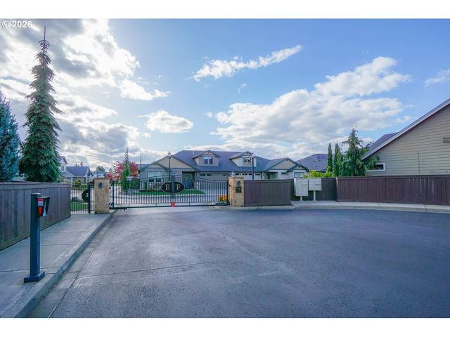 10610 Nw 32ND Pl, Vancouver, WA 98685