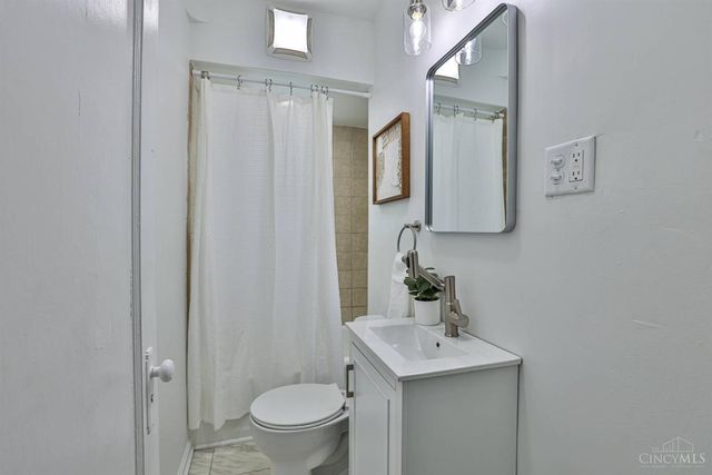 3988 S Whetzel Avenue, Fairfax, OH 45227