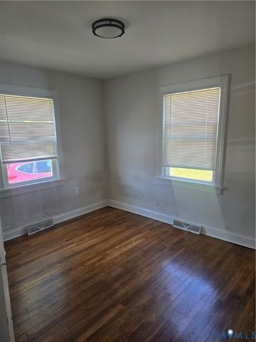 110 S Elm Ave, Highland Springs, VA 23075