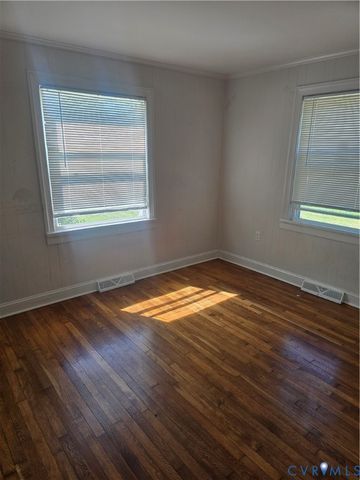 110 S Elm Ave, Highland Springs, VA 23075