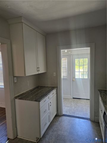 110 S Elm Ave, Highland Springs, VA 23075