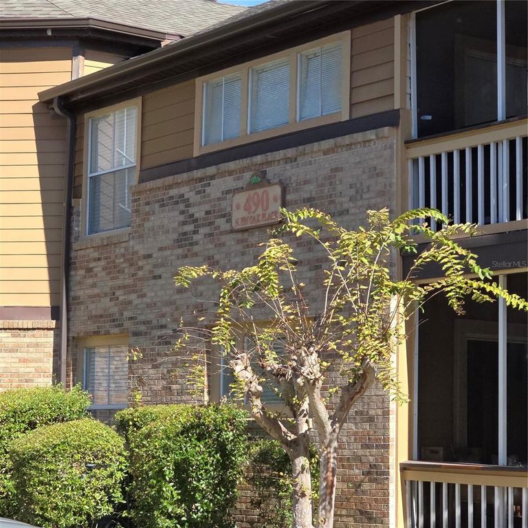 490 N PIN OAK PLACE 212, Longwood, FL 32779