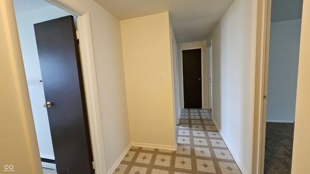 8254 Meadowlark Drive, Indianapolis, IN 46226