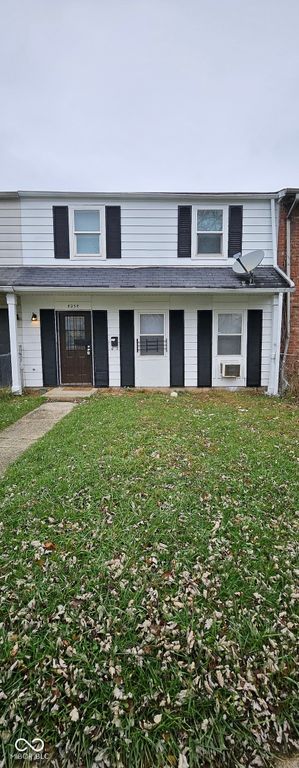 8254 Meadowlark Drive, Indianapolis, IN 46226