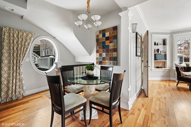 3034 N Greenview Avenue, Chicago, IL 60657