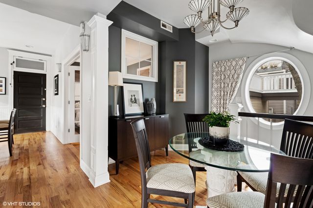 3034 N Greenview Avenue, Chicago, IL 60657