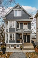 3034 N Greenview Avenue, Chicago, IL 60657