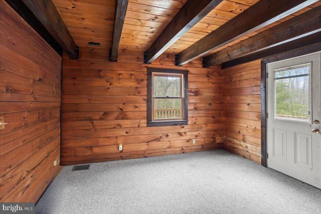 230 LAUREL RUN RD, Dillsburg, PA 17019