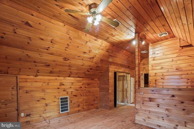 230 LAUREL RUN RD, Dillsburg, PA 17019