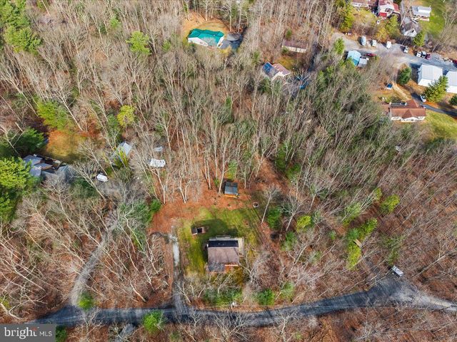 230 LAUREL RUN RD, Dillsburg, PA 17019