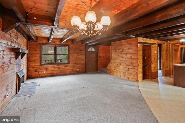 230 LAUREL RUN RD, Dillsburg, PA 17019