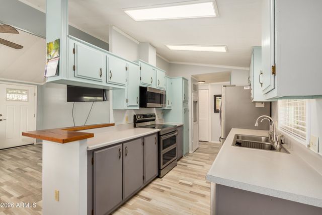 980 E BROADWAY Avenue 46, Apache Junction, AZ 85119