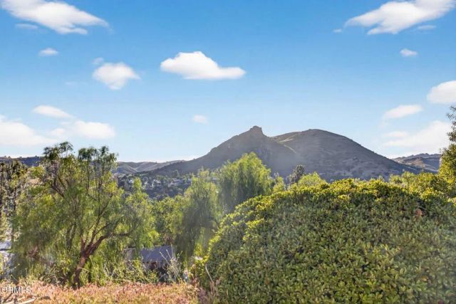 7151 Scarborough Peak Drive, Los Angeles, CA 91307